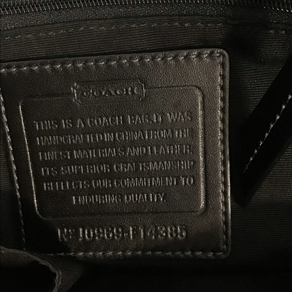 👜 EUC Coach Bleeker Signature Tote Large Bag. 👜 - Picture 8 of 8